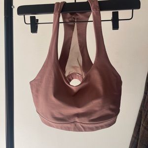 lululemon | 8 | rose mesh back sports bra